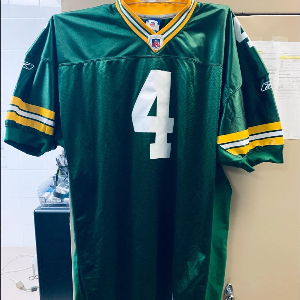 Reebok size 56 Favre throwback jersey